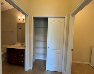 10716 Dawson Lily Way - Photo Thumbnail 24