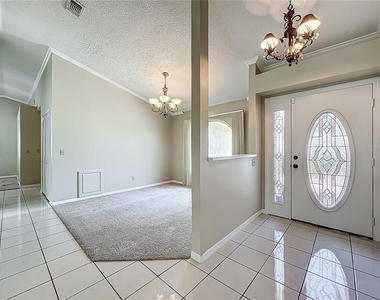 1843 Shadyhill Terrace - Photo Thumbnail 7