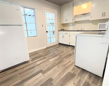 1016 Alba Drive - Photo Thumbnail 8