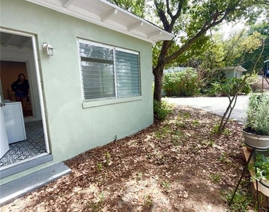 1016 Alba Drive - Photo Thumbnail 19