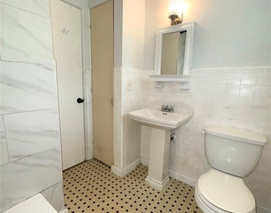 1016 Alba Drive - Photo Thumbnail 13