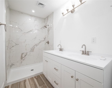 291 Ivey Road - Photo Thumbnail 21