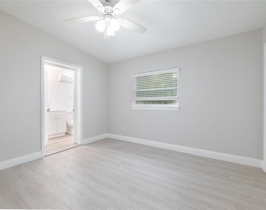 291 Ivey Road - Photo Thumbnail 16