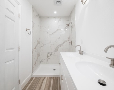 291 Ivey Road - Photo Thumbnail 20
