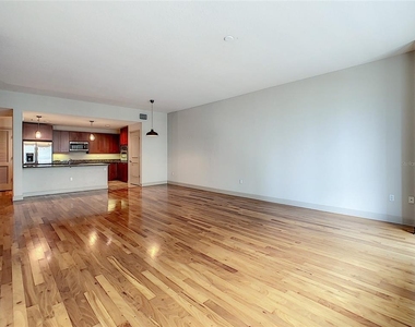 100 S Eola Drive - Photo Thumbnail 11