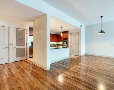 100 S Eola Drive - Photo Thumbnail 23