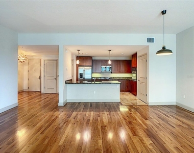 100 S Eola Drive - Photo Thumbnail 24