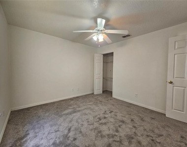 622 Brooke Court - Photo Thumbnail 15