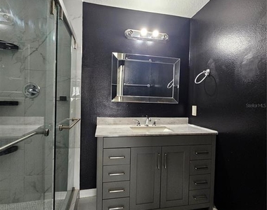 622 Brooke Court - Photo Thumbnail 10