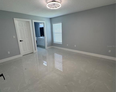 12 Reynolds Place - Photo Thumbnail 6