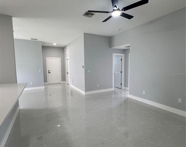 12 Reynolds Place - Photo Thumbnail 4