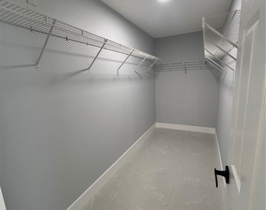 12 Reynolds Place - Photo Thumbnail 8