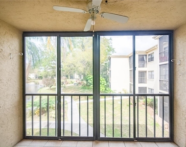 305 30th Avenue W - Photo Thumbnail 4