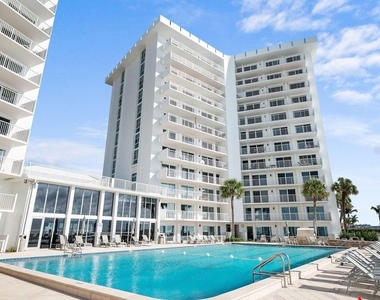 2295 Gulf Of Mexico Drive - Photo Thumbnail 4