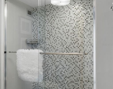 2295 Gulf Of Mexico Drive - Photo Thumbnail 27