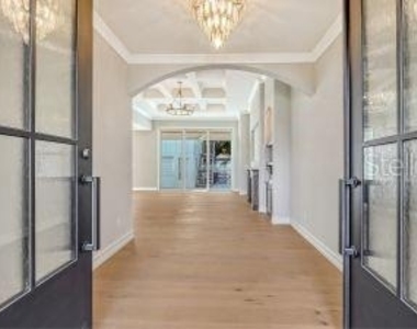 1850 Webber Street - Photo Thumbnail 2