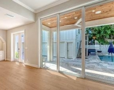 1850 Webber Street - Photo Thumbnail 8
