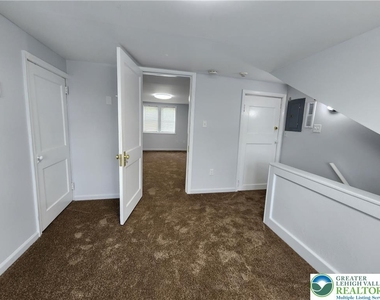 4034 Easton Avenue - Photo Thumbnail 20