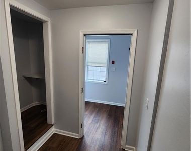 4034 Easton Avenue - Photo Thumbnail 11