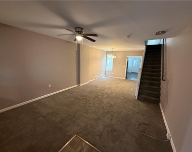 452 Hanover Avenue - Photo Thumbnail 8