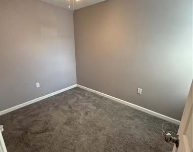 452 Hanover Avenue - Photo Thumbnail 25