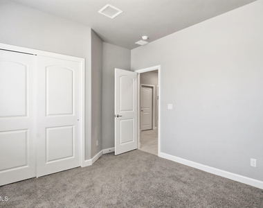 13131 Oakhampton Avenue - Photo Thumbnail 14