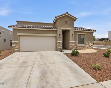 13131 Oakhampton Avenue - Photo Thumbnail 2