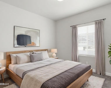 13131 Oakhampton Avenue - Photo Thumbnail 13