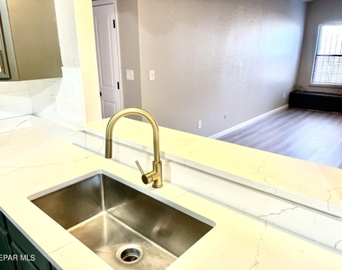 11676 Andrienne Drive - Photo Thumbnail 7