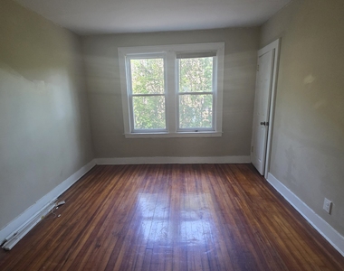 242 Enfield Street - Photo Thumbnail 9