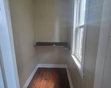 242 Enfield Street - Photo Thumbnail 7