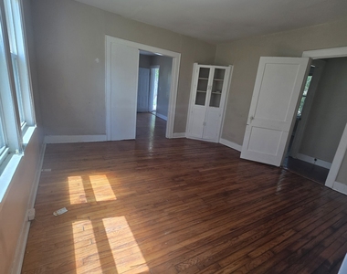 242 Enfield Street - Photo Thumbnail 3