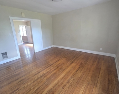 242 Enfield Street - Photo Thumbnail 2