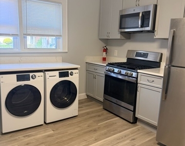 119 Woodward Avenue - Photo Thumbnail 8