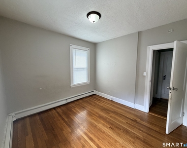152 Lyons Street - Photo Thumbnail 11
