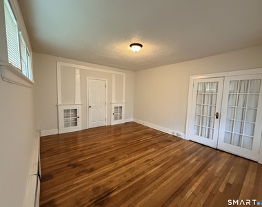 152 Lyons Street - Photo Thumbnail 7