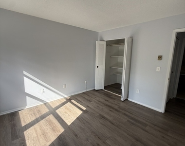 104 Wellington Drive - Photo Thumbnail 8