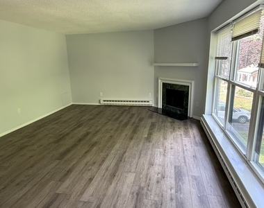 104 Wellington Drive - Photo Thumbnail 12