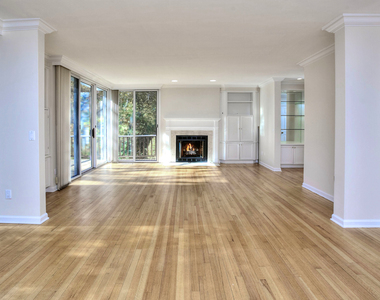 135 Regents Park - Photo Thumbnail 12