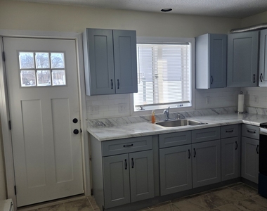 1101 Highland Avenue - Photo Thumbnail 3