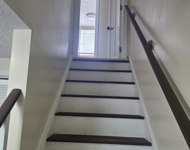 1101 Highland Avenue - Photo Thumbnail 10