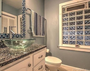 15 Merwin Avenue - Photo Thumbnail 11