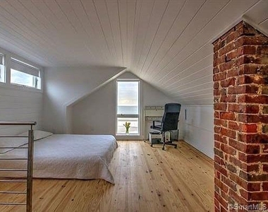 15 Merwin Avenue - Photo Thumbnail 12