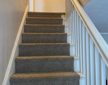 334 Summit Street - Photo Thumbnail 11