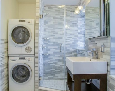 1590 Lexington Avenue  - Photo Thumbnail 3
