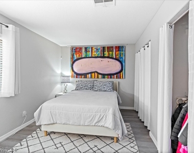 5505 Big Sky Lane - Photo Thumbnail 23