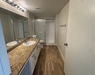 8101 W Flamingo Road - Photo Thumbnail 13