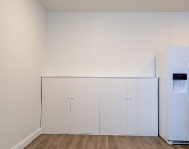 2201 Ramsgate Drive - Photo Thumbnail 10