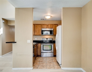 3145 E Flamingo Road - Photo Thumbnail 10
