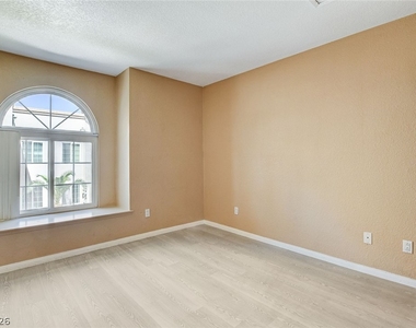 3145 E Flamingo Road - Photo Thumbnail 20